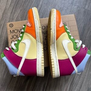 Nike Dunk High Next Nature
International Day of the Girl (GS) Size 4Y